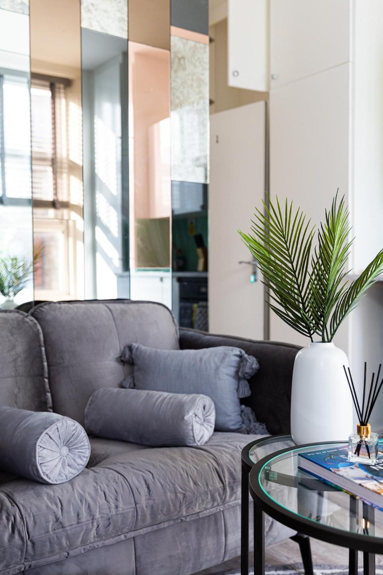 Apartment Trendy And Spacious Near Notting Hill 1 *
